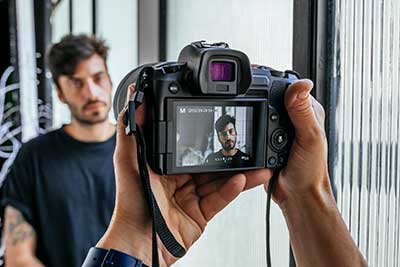 Canon EOS R